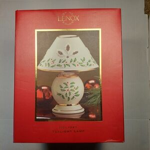 Lenox Holiday Tealight Lamp
